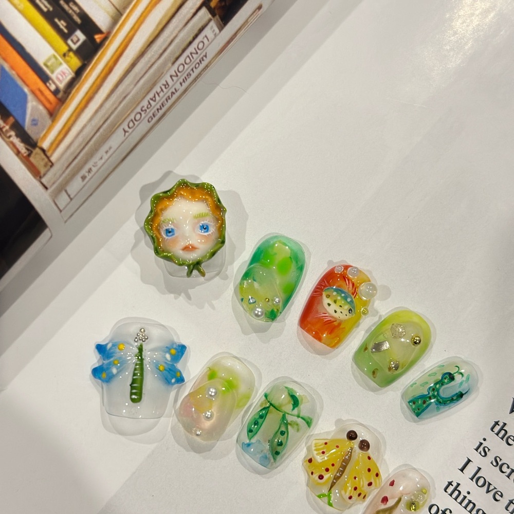 Handmade & Reusable Press-On Nail Set
